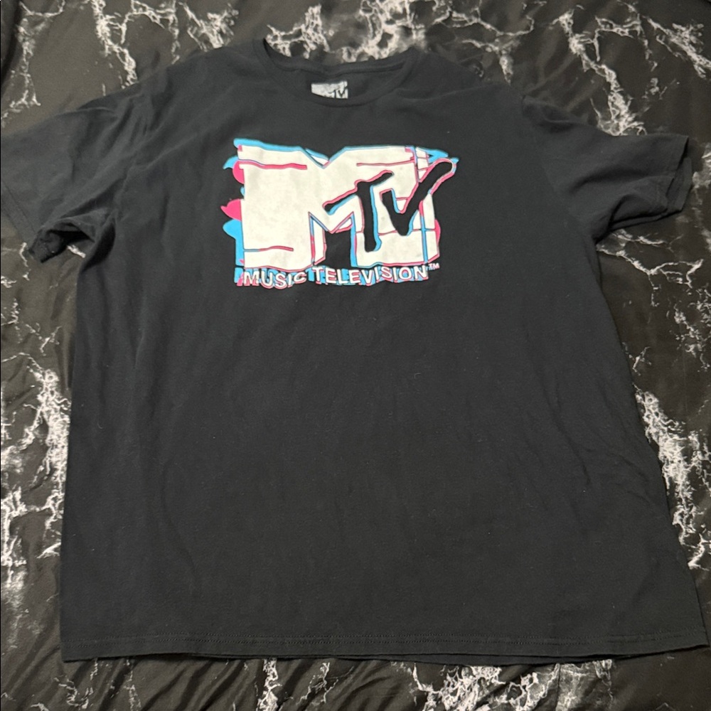 MTV Black Graphic Tee - Short Sleeve